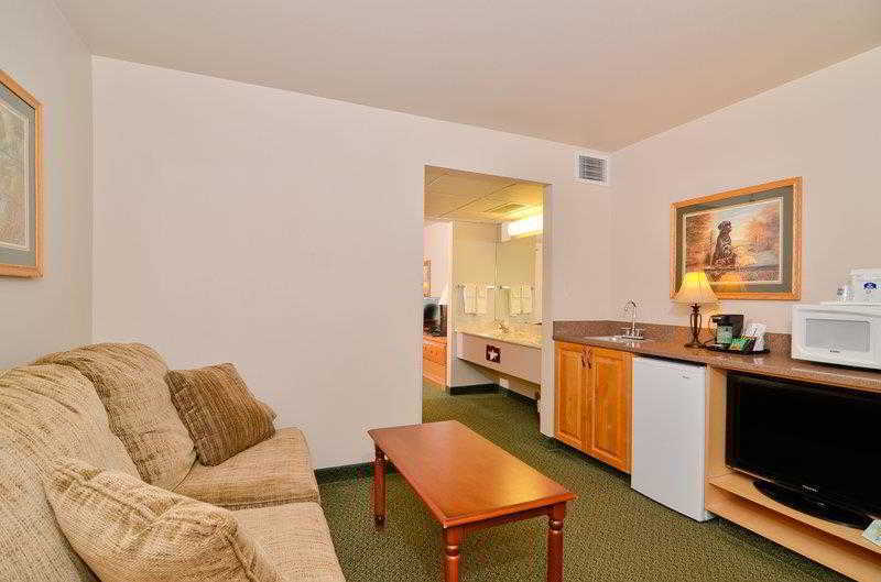 Best Western Yellowstone Crossing Laurel Kamer foto